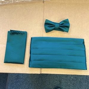Hunter Green Herringbone Cummerbund and Bow Tie
